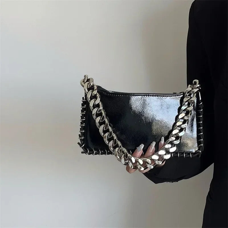 Fashion Chic Design Chain Bag Women New High-Grade Glossy Patent Leather Shoulder Bag Novelty Trend Black Purse Handbags