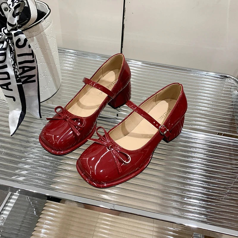 Vintage Patent Leather Thick Heel Women Mary Jane Shoes Concise Square Toe Shoes Spring Ladies Elegant Dress Party Pumps