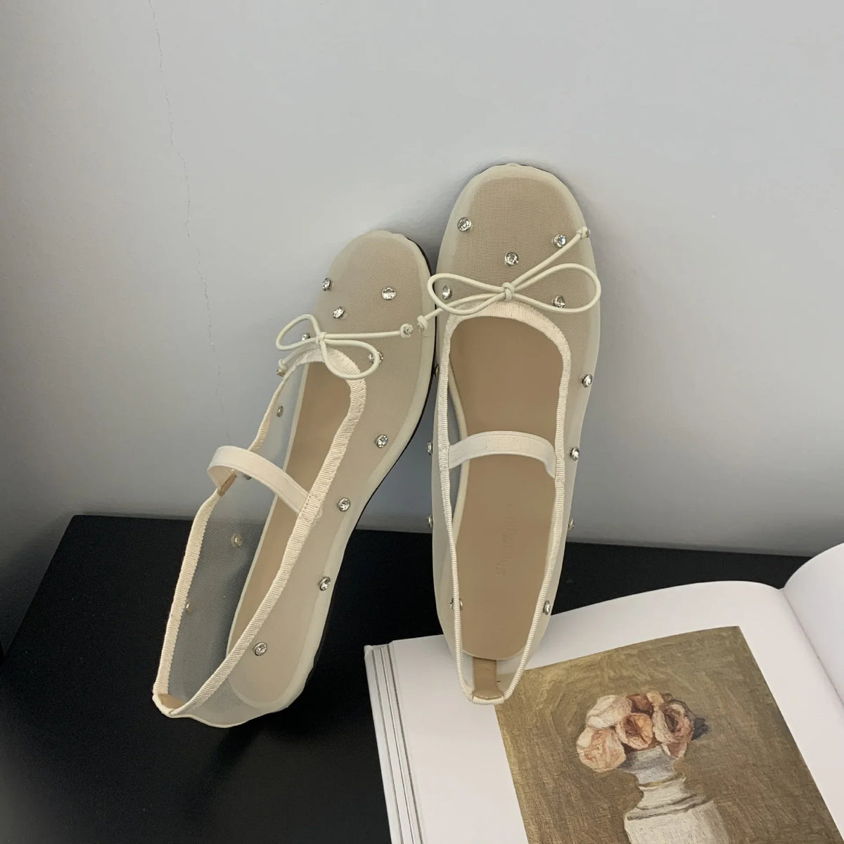 Water diamond mesh breathable shallow mouth single shoe for women's summer outdoor wear 2025 new flat bottomed bow ballet shoes