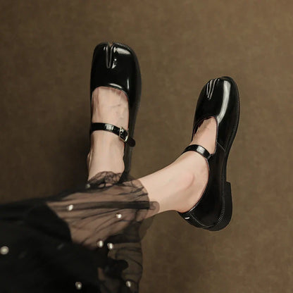 INS Hot Spring Autum Women Simple Shoes Cowhide Real Leather Flats Cozy Retro Mary Jane Ladies Buckle Strap Shoes Split Toe