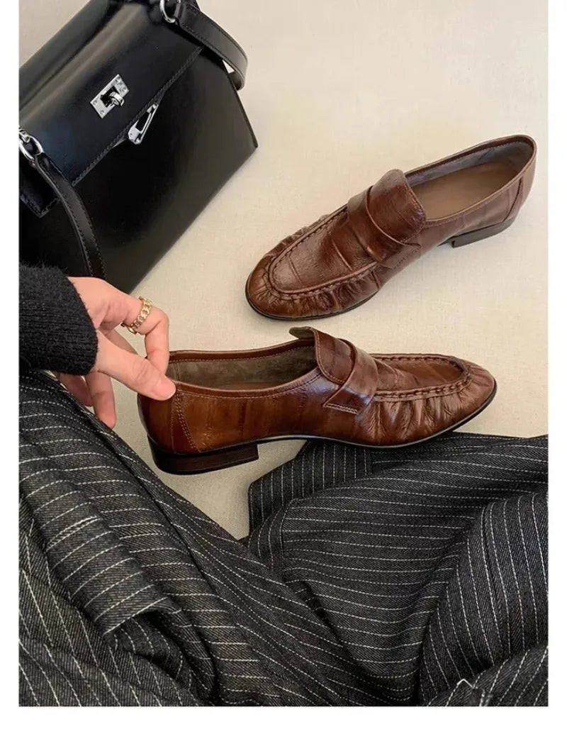 Retro Brown Soft Leather Brand Flats Women Fashion Pleated Design Loafers Comfort Outdoor Commuting Office Shoe Zapatos De Mujer