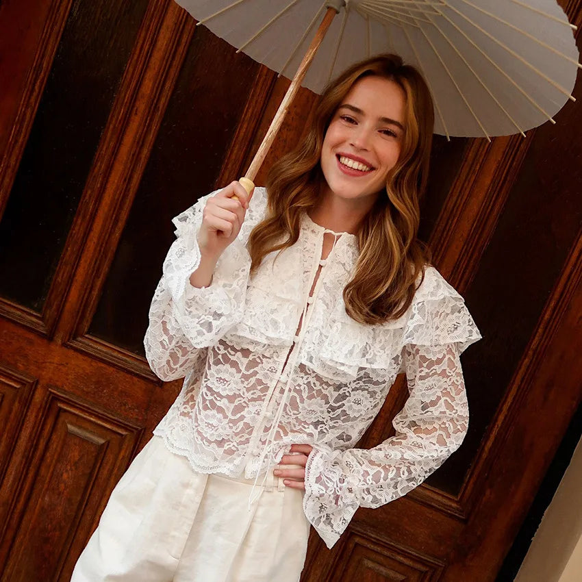 New lace see through double-layer ruffle collar shirt with stylish and stylish design