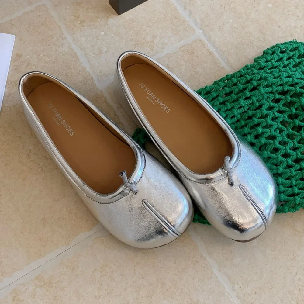 Women's Shiny Silver Ballet Flat Shoes Fashion Metallic Leather Slip-on Comfort Daily Commute Dating Dress Flat Mary Janes Shoes