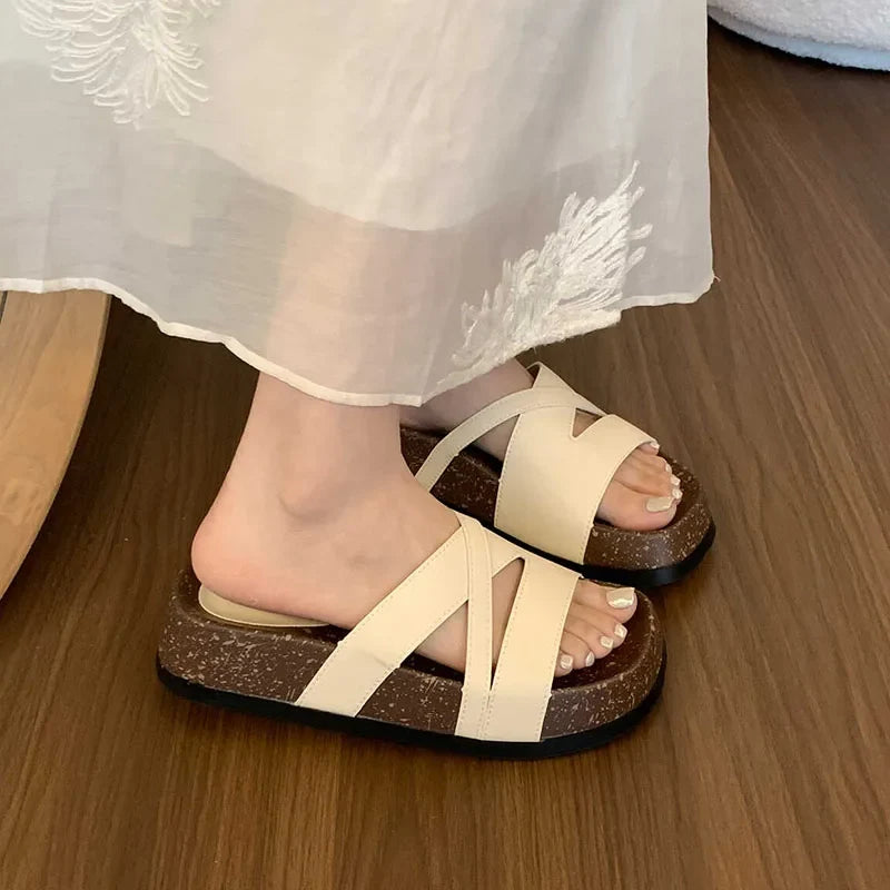 Flat Shoes Female Med Ladies' Slippers Slipers Women Platform 2024 Beach Soft Rome Rubber Fabric Slides Retro Casual PU Scandal