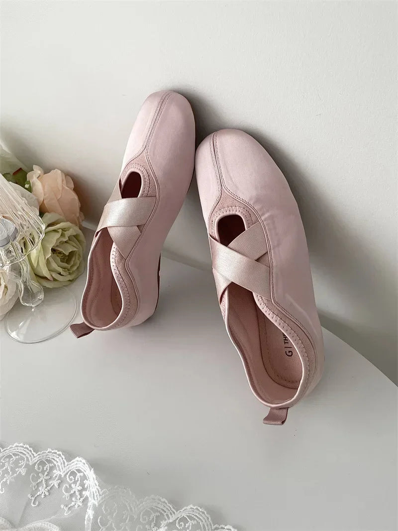 New Women's Ballet Slippers Pink Soft Sole Shallow Heel Round Head Fiberglass Fabric Retro Style Low Heel