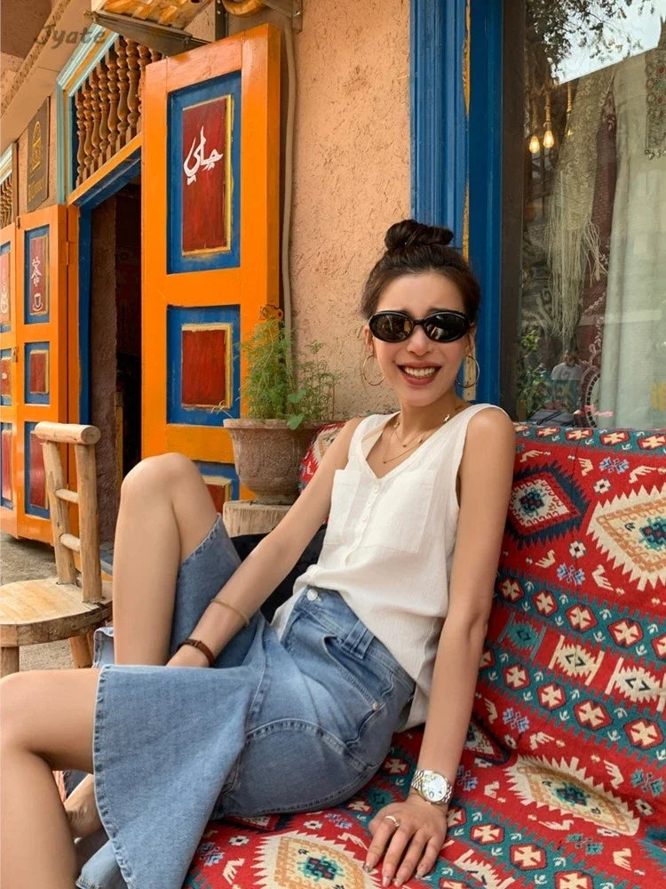 Casual Women Thin Cotton Summer Vest 2024 New V-neck Pocket Single Breasted Office Lady Tank Beige Black Fashion Sleeveless Top
