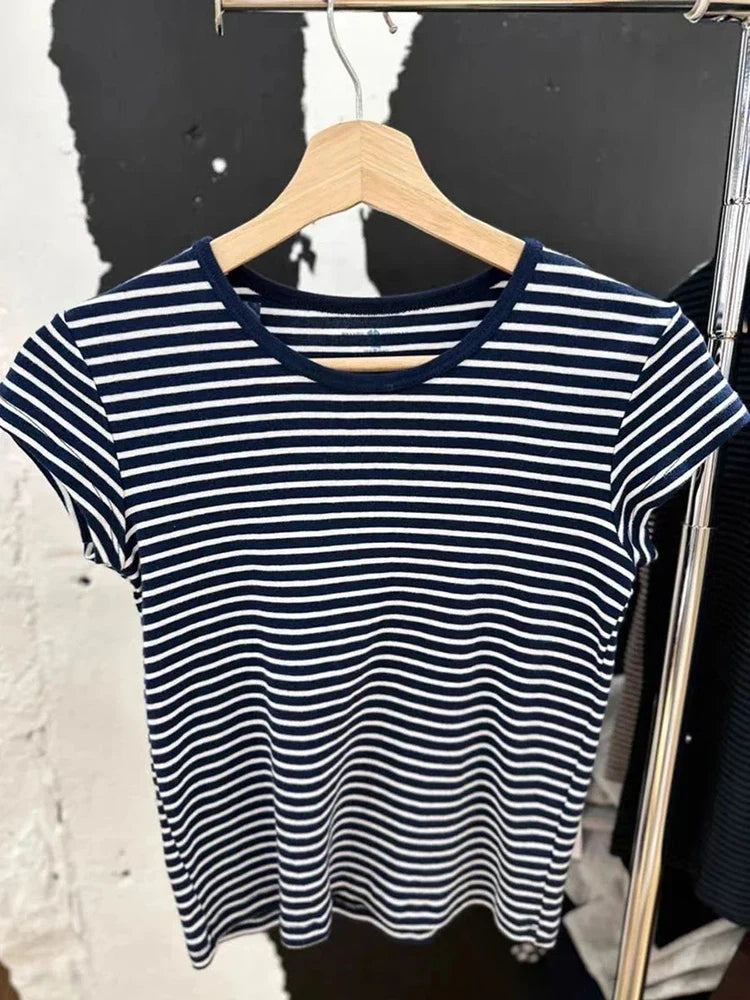 Vintage Striped Slim T-Shirt Women Round Neck Short Sleeve Cotton Tshirt Tops Femme Casual Streetwear Y2k Crop Top Summer Tees