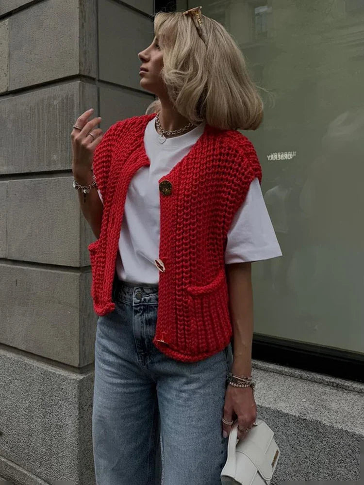 Fashion Sleeveless Knitted Cardigan Vests For Women Autumn New Short Sweater Button With Pockets Solid Color Knitted Top