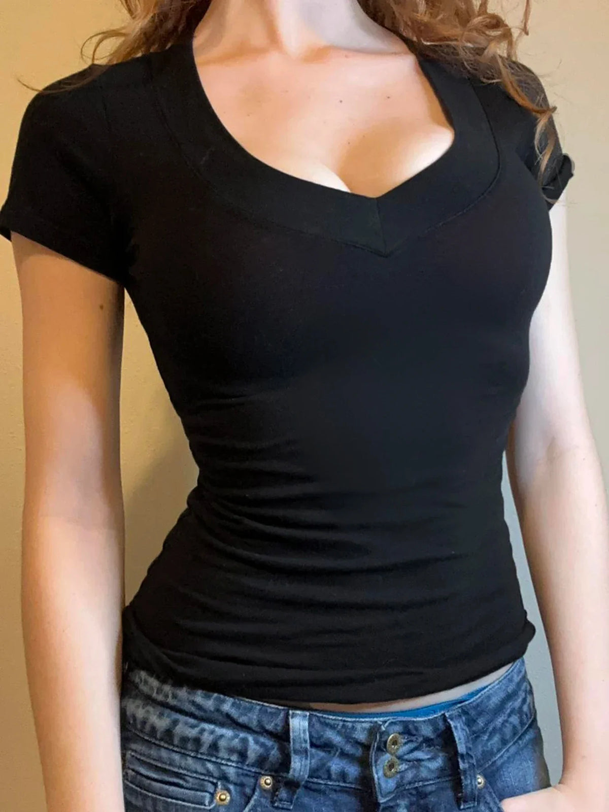 Solid Basic Slim V-Neck T-Shirt Crop Top