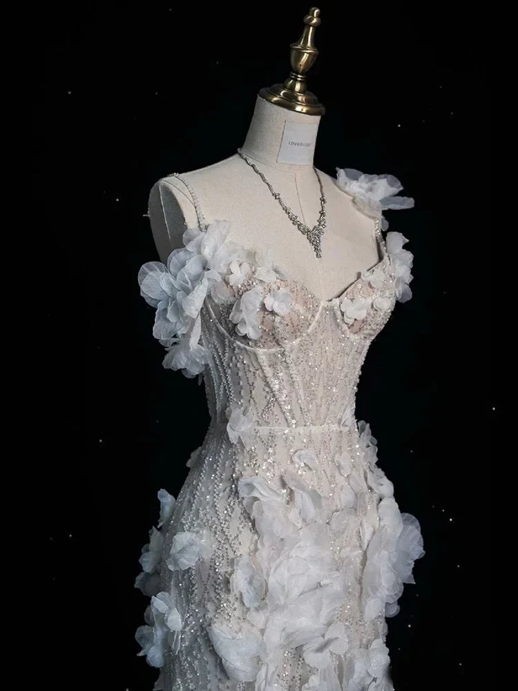 Light Luxury White Wedding Dress Elegant Spaghetti Straps Backless Pleated Sweetheart Neckline Special Occasion Evening Dress