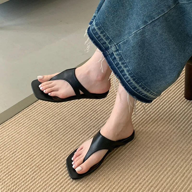 Summer Beach Female Flip Flops Women Flats Slippers Shoes Fashion Square Toe Ladies Flats Slippers Slides Sandals Shoes