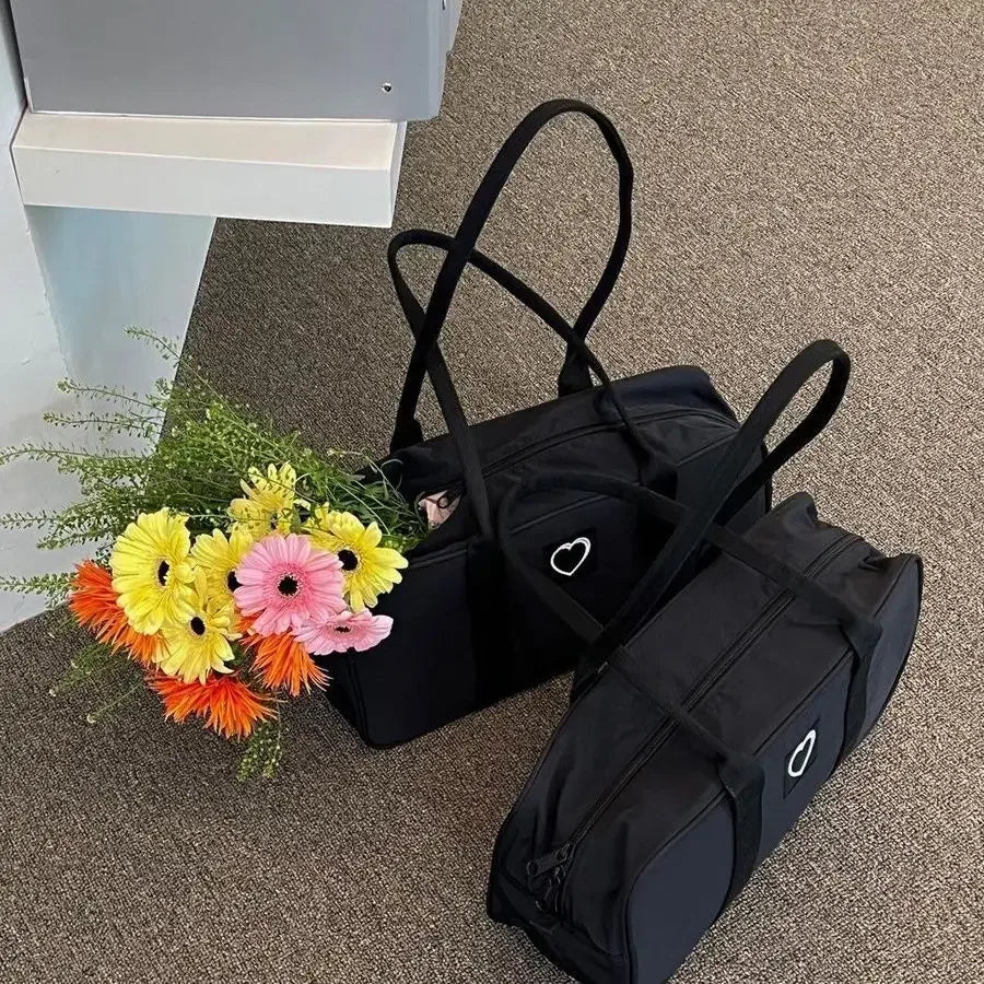 Women Y2k Shoulder Bags Large Capacity Heart Nylon Boston Handbag Korean Fashion Design Girls Casual Commuter Bag New
