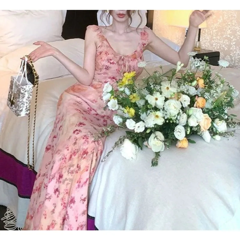 Tea Break Gentle Temperament V-neck Floral Suspender Dress Seaside Vacation Style Waist Hip Long Skirt