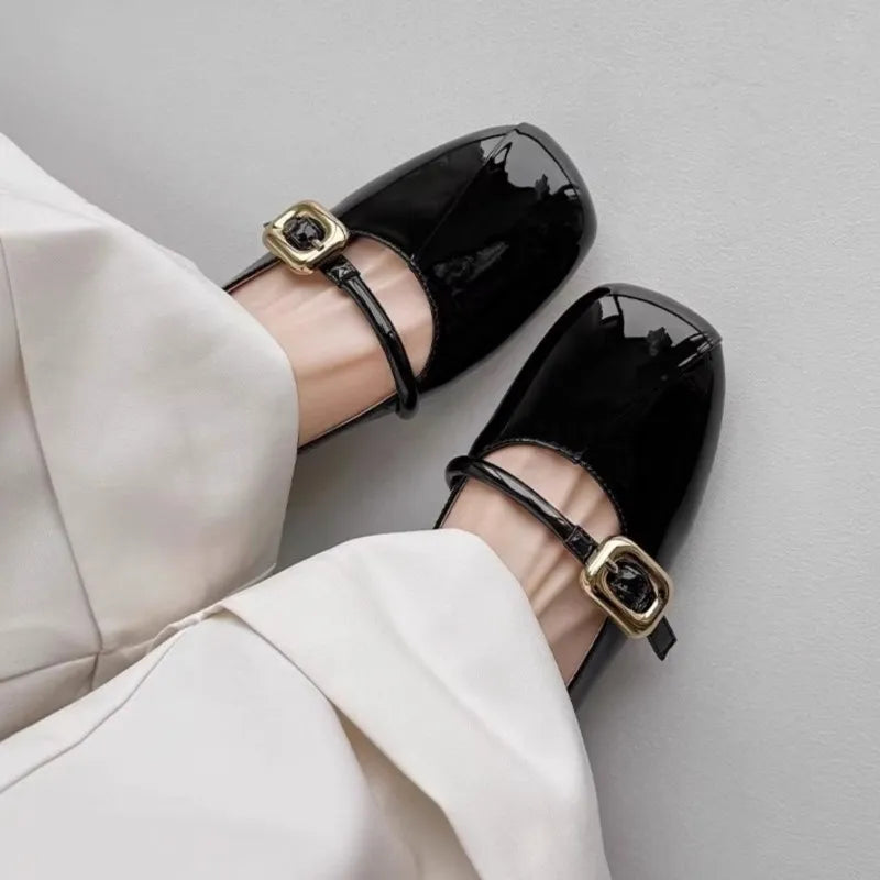 Women's Mary Janes Shoes Patent Leather Dress Shoes Square Toe Pumps Low Heels Big Buckle Spring Autumn Zapatos Mujer 1802N