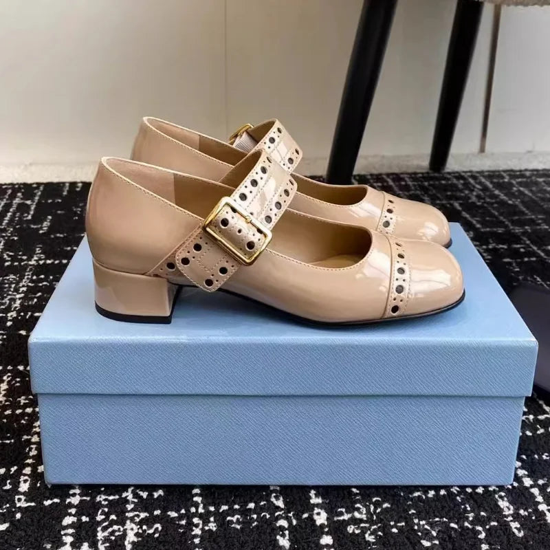 French Mary Jane Thick Heel Women's Shoes Hollow Out Spring 2025 Fashion Patent Leather Metal Buckle Office Dress Pumps Vintage