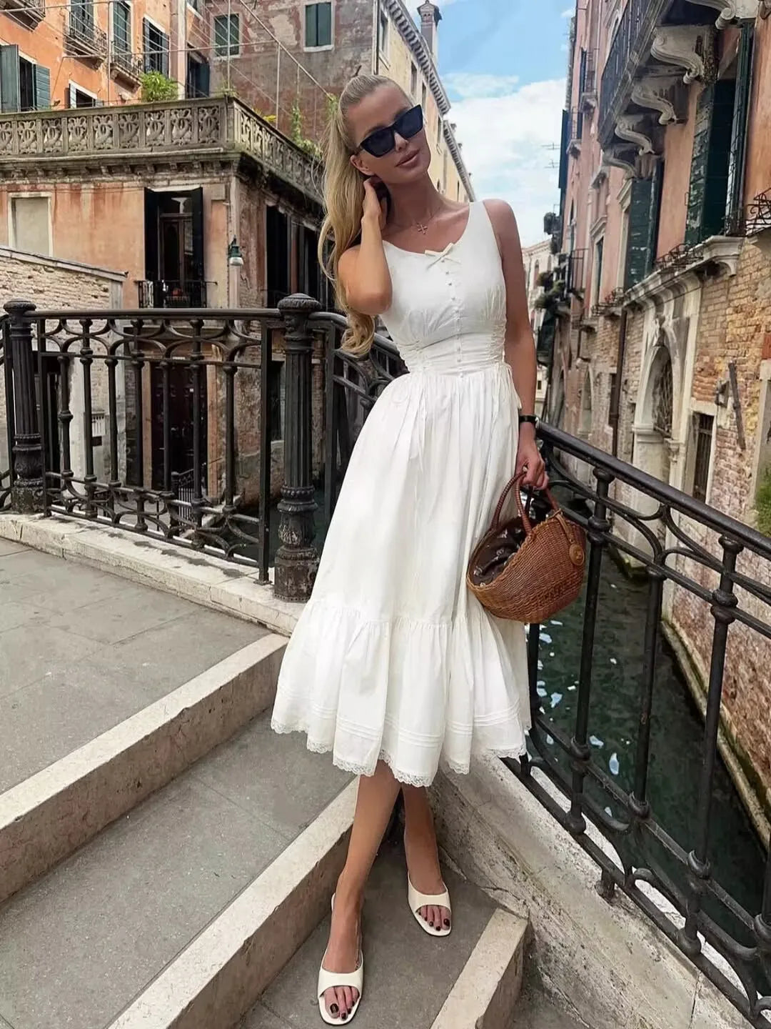 Women Bow O Neck Sleeveless Floral Print Boho Dresses Front Lace Up A-line Midi Summer Dress Chic Lady Holiday Party Robe