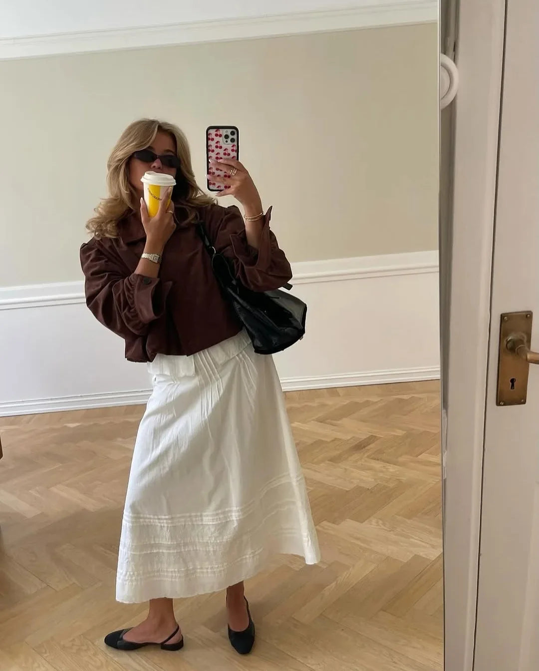 Retro Brown Suede Short Jacket Elegant Women Stand Collar Full Sleeves Single Breasteds Loose Coats Autumn Chic Lady Street Wear