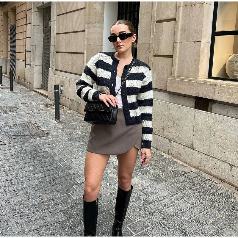 Leather Vintage Mini Skirt Women High Waist Straight Pants Zipper Skirts Female Autumn Chic Street All-match Solid Robe