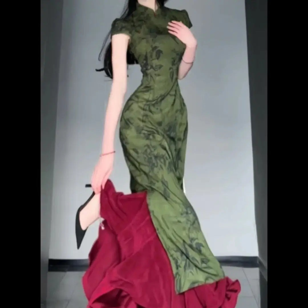 New Chinese Style - Bamboo Leaf Themed Classical and Elegant Qipao Dress Set, Red Mermaid Style Long Skirt Two-Piece Ensemble