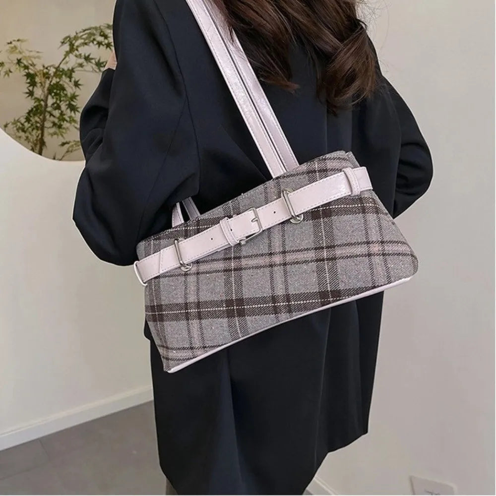 Fashion Handbag Boho Shoulder Bag Bell Pendant Lightweight Tote Bag Plaid Underarm Bag Women