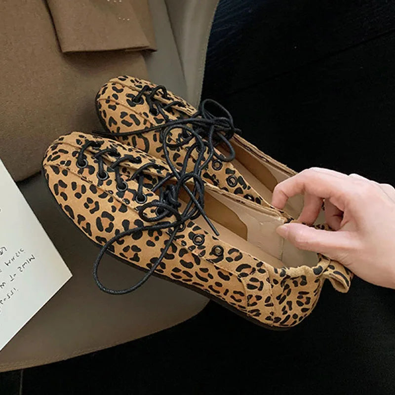 Fashion Hollow Out Mesh Split Toe Women Tabi Ballet Flats Summer Comfortable Walking Lazy Loafers Casual Girls Dance Shoe