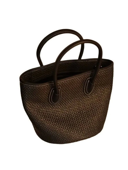 Summer New Straw Weave Women's Bag, Ins Small and Unique Design Handbag, Bucket Style Vacation Bag, Large Capacity Crossbod