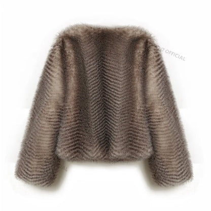Luxury Brand Furry Cropped Faux Fur Coat Women Winter 2024 Iconic Street Fashion Week Girls Fluffy Short Fur Jacket