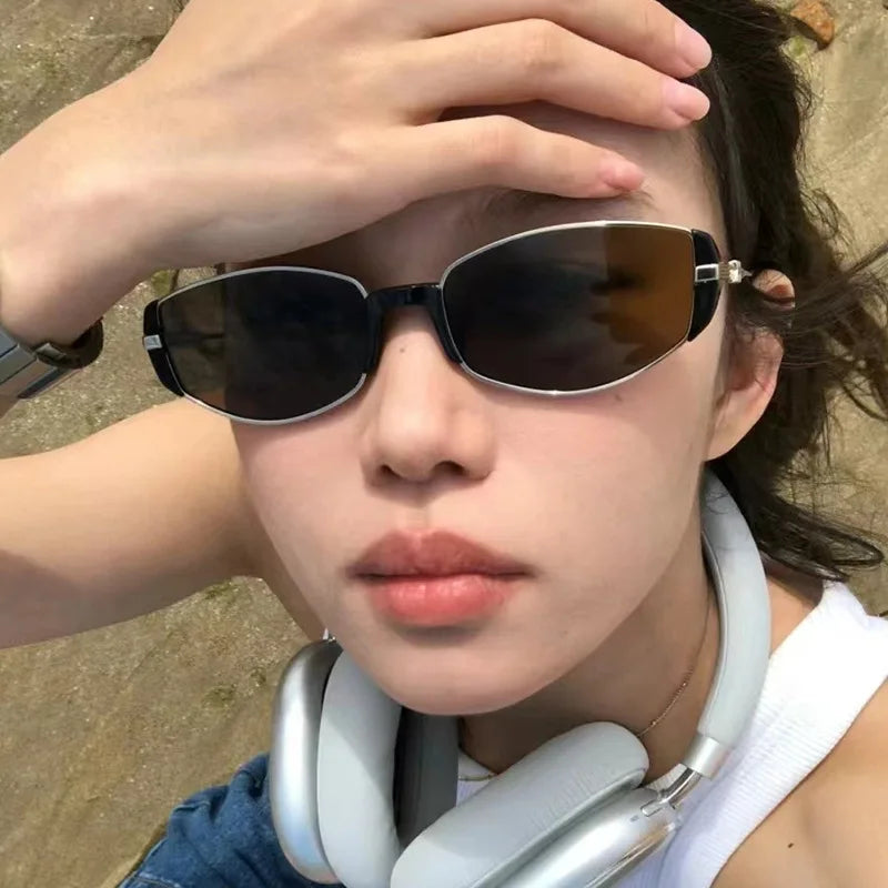 Trendy Small Square Women's Sunglasses Metal Frame Sun Glasses Vintage Shades UV400 Eyewear Narrow Eyeglasses Driver Goggle