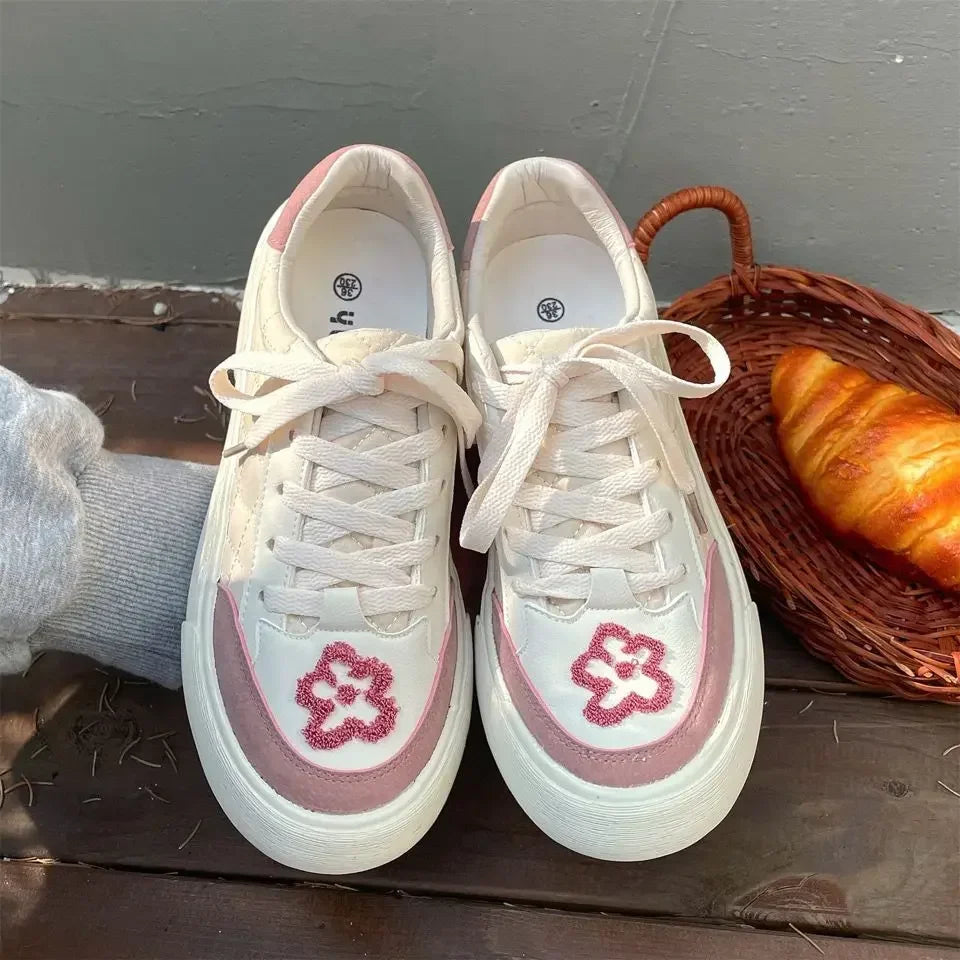 Women's Shoes Kawaii Canvas Cute Female Footwear Round Toe Original Urban With Young On Sale Daily Routine Luxury Trends