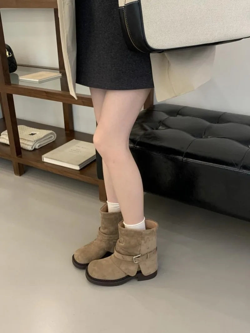 Fashion Metal Buckle Decoration Design Ankle Boots Women High Quality Retro Faux Suede Boots Comfortable Non-Slip Platform Boots
