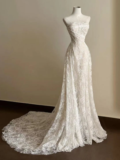Retro Lightweight Lace Bridal Gown with Train for Bride Elegant Morning Robe Outdoor Wedding Dress Chinese Manufacturer