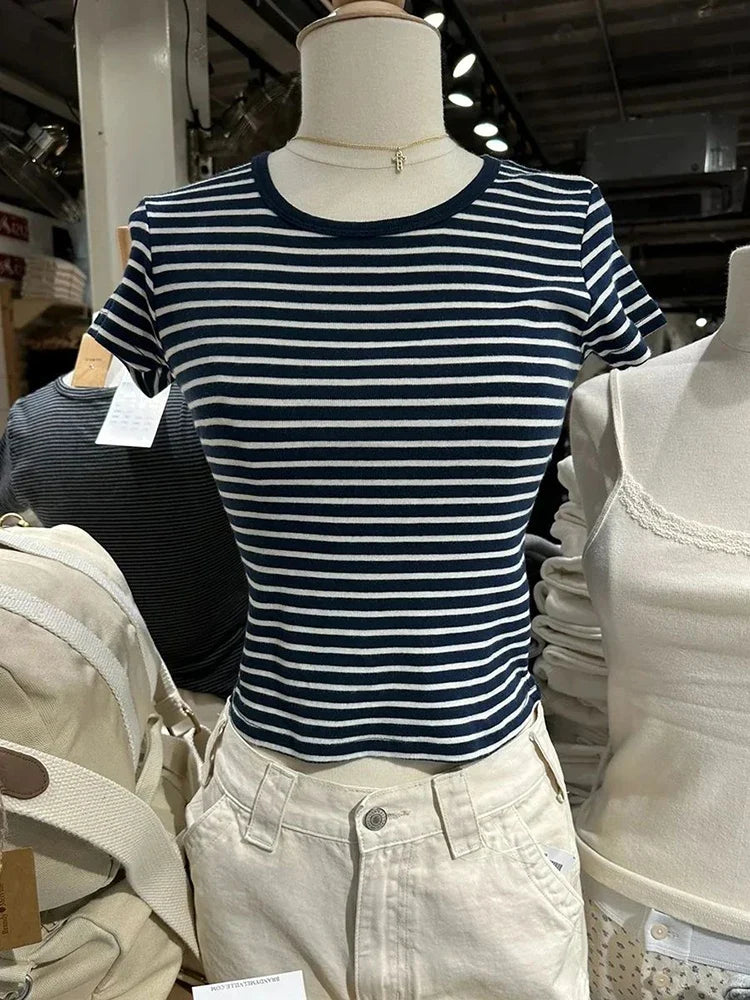 Vintage Striped Slim T-Shirt Women Round Neck Short Sleeve Cotton Tshirt Tops Femme Casual Streetwear Y2k Crop Top Summer Tees