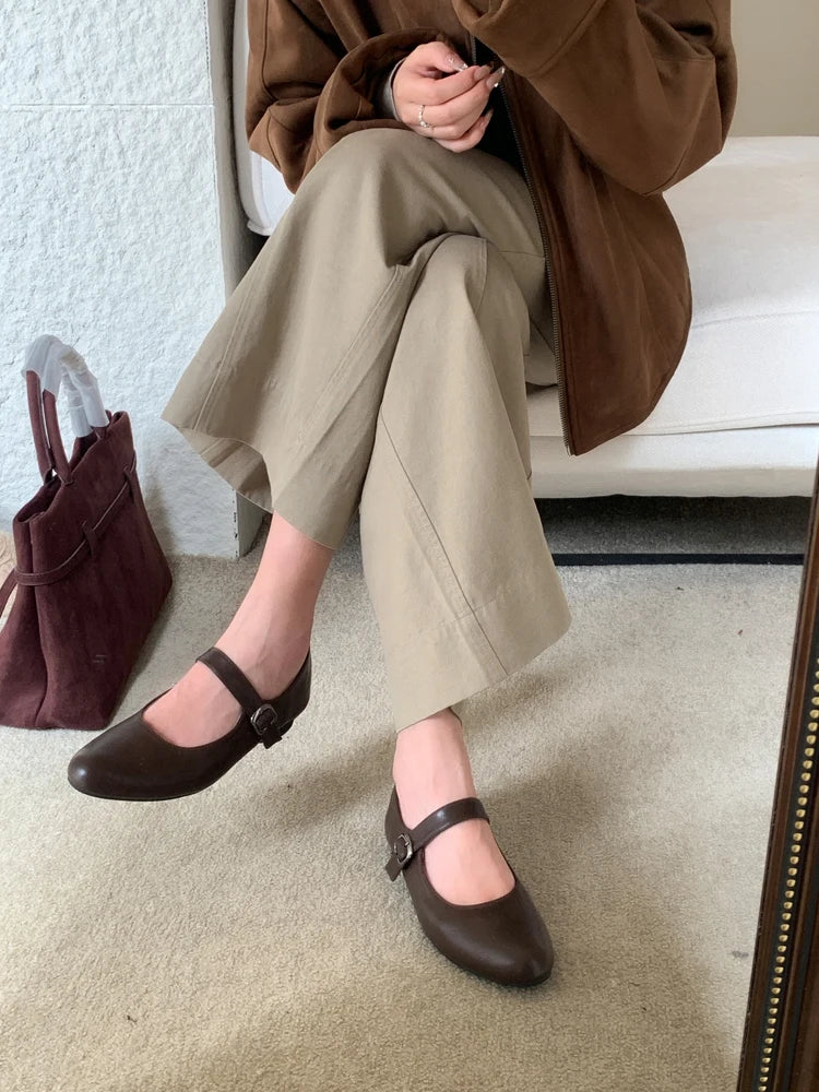 Fashion Women Flats Brand Design Square Toe Women Ballet Shoes Casual Buckle Strap Female Dress Shoes Low Heels Mu