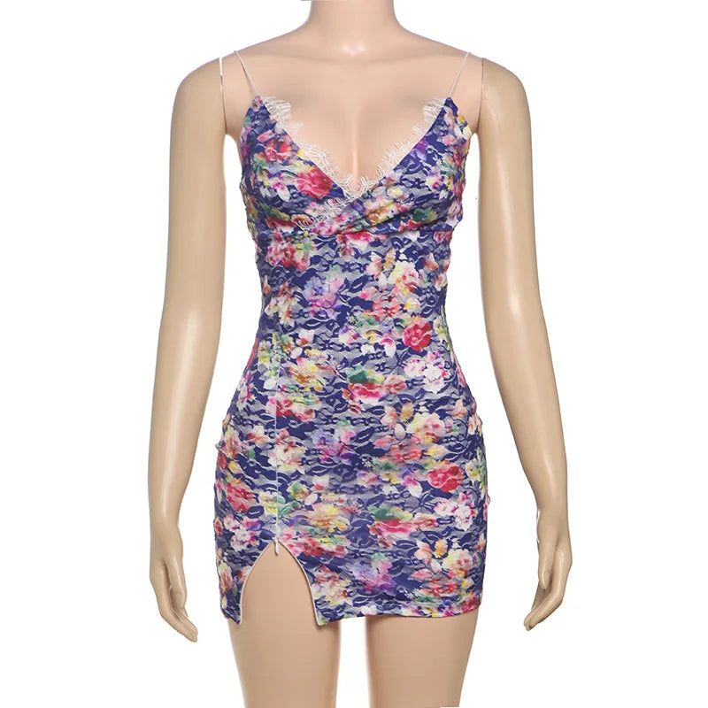 spring new women's seaside hottie vacation style sexy V-neck lace splicing floral suspender dress