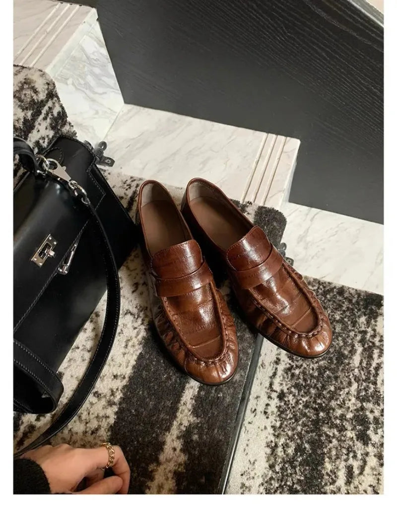 Retro Brown Soft Leather Brand Flats Women Fashion Pleated Design Loafers Comfort Outdoor Commuting Office Shoe Zapatos De Mujer