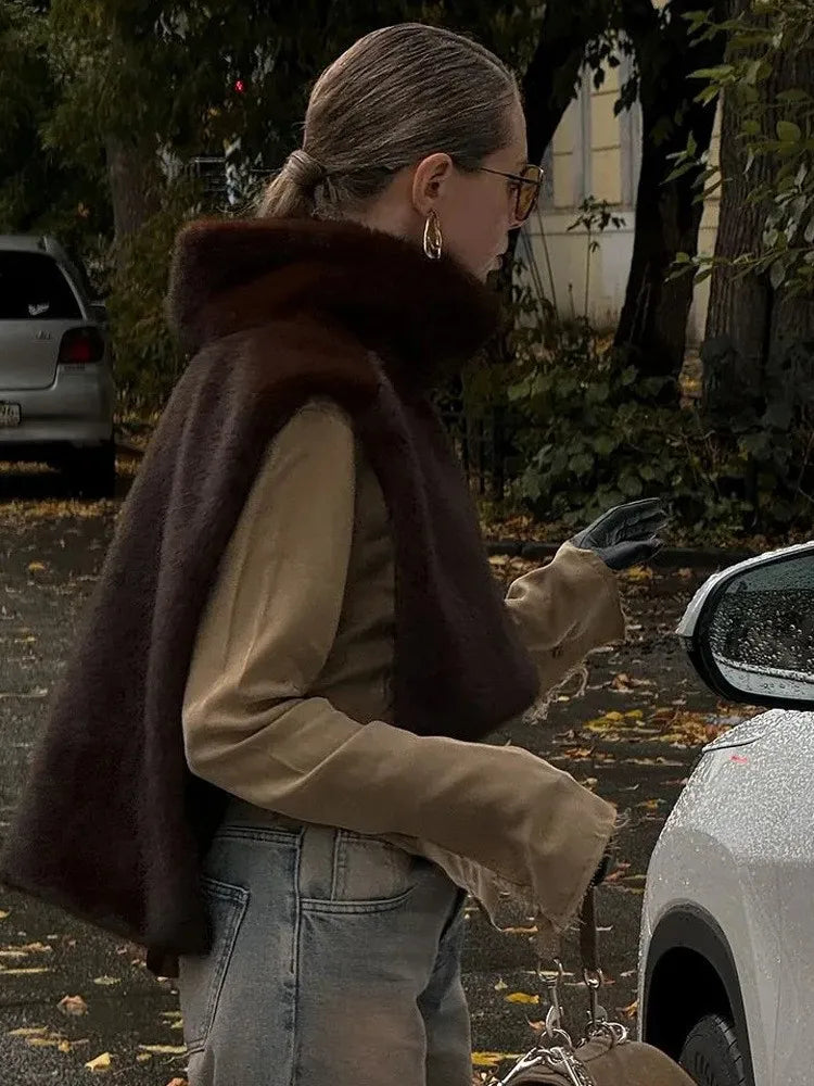 Cool Winter Women Artificial Fur Vest Turtleneck Sleeveless Pullover Female Mink Fur Jacket Instagram-Style Lady Eco Fur Outwear