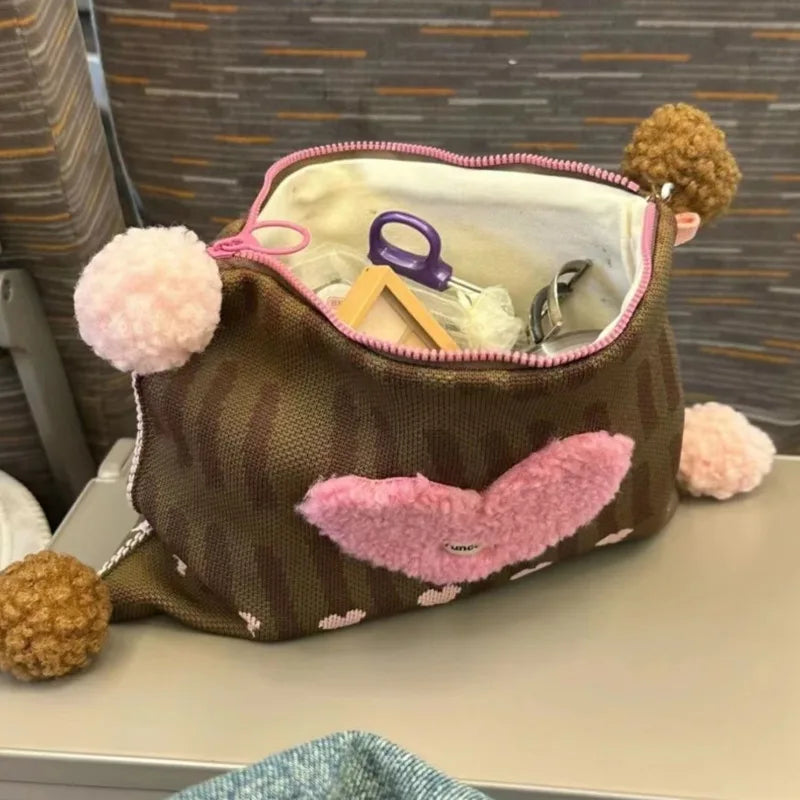 Plush Heart Kawaii Square Makeup Bag Zipper Large Capacity Chic Storage Bag Korean Casual Travel Cosmetic Bag Women's Clutch Bag