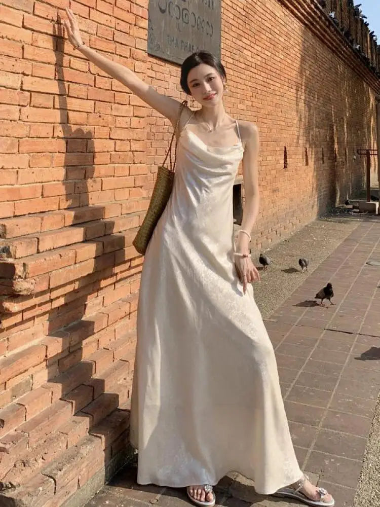 Women White Off Shoulder Sleeveless Spaghetti Strap Pleated Long Dresses Summer Elegant Temperment Backless Party Evening Dress