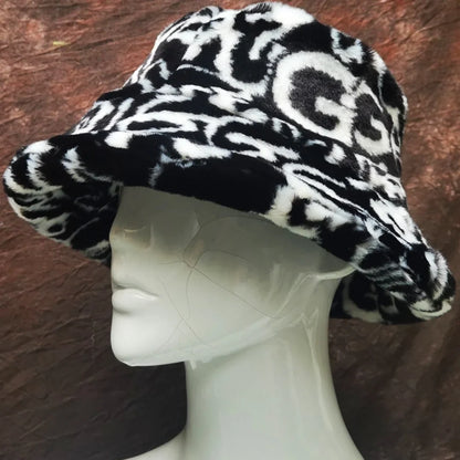Winter 58-60cm XL Faux Fur Bucket Hat For Women Outdoor Warm Luxury Oversize Fisherman Hat Girl Trendy Party Long Fur Panama Cap
