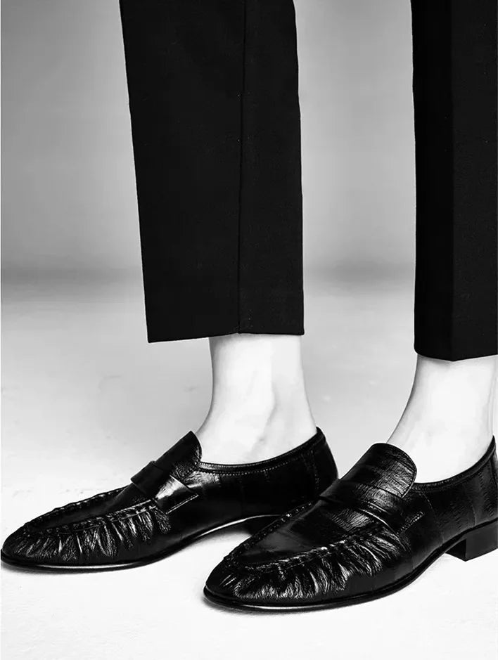 Retro Brown Soft Leather Brand Flats Women Fashion Pleated Design Loafers Comfort Outdoor Commuting Office Shoe Zapatos De Mujer