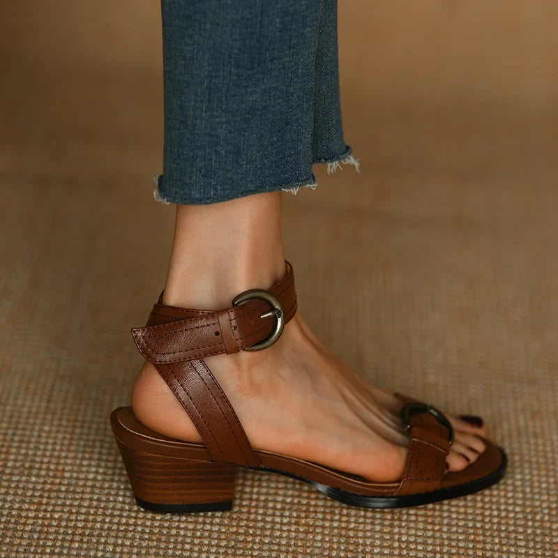 Summer Sandals Basic Retro Sandals Buckle Strap Womens Pumps Sheepskin Ladies Shoes Spring Autumn Gladiator Sandal Roman Style