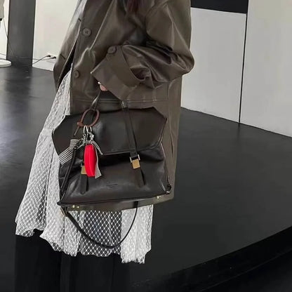 New Advanced England Style Student Backpacks Vintage Large Capacity Commuter Purses Women Totes New Moda Preppy Style Bags
