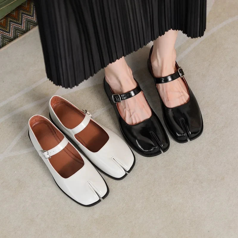 Cowhide Real Leather Flats Cozy Retro Mary Jane Ladies Buckle Strap Shoes Split Toe INS Hot Spring Autum Women Simple Shoes