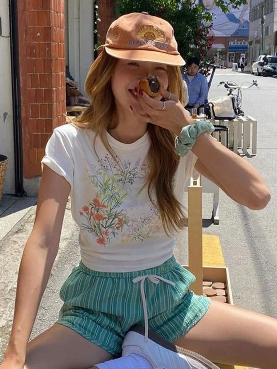 Plant Flowers Print Slim Short Sleeve Summer New Korean Fashion O Neck T-shirts For Women Casual Simple Chic Tops Tee Shirt