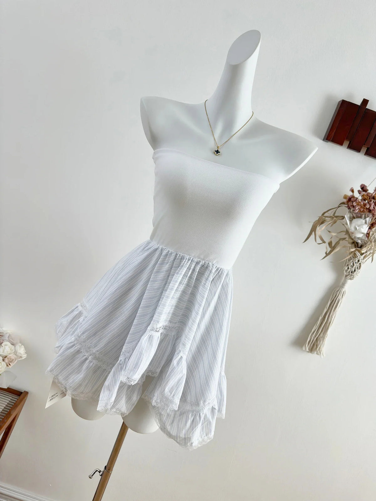 Pure Sexy Irregular Strapless Top Women's Summer Slim Fit A-line Tank Top Fashion Female Clothes