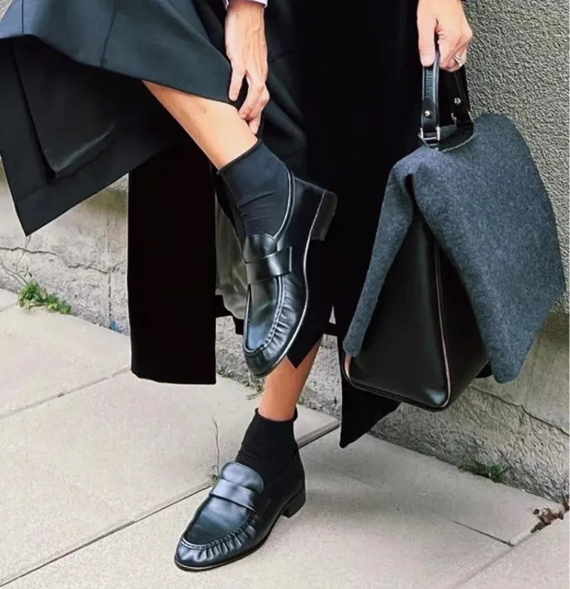 Retro Brown Soft Leather Brand Flats Women Fashion Pleated Design Loafers Comfort Outdoor Commuting Office Shoe Zapatos De Mujer