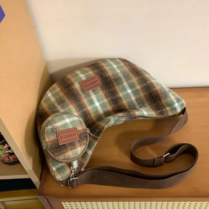 Japanese Retro Woolen Plaid Messenger Bag, Large-capacity High School Student Bag, Korean Version of Mother-child Shoulder Bag