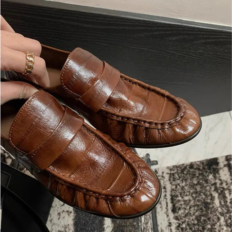 Retro Brown Soft Leather Brand Flats Women Fashion Pleated Design Loafers Comfort Outdoor Commuting Office Shoe Zapatos De Mujer