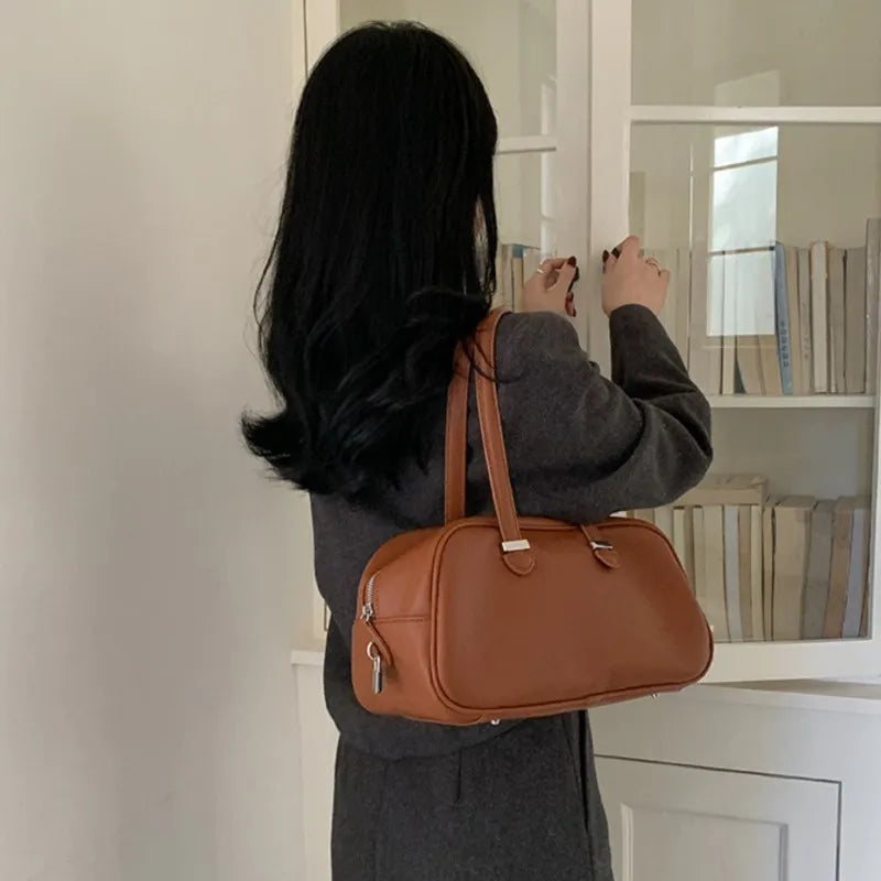 Soft PU Leather Shoulder Bags Women New Winter Fashion Retro Large Capacity Underarm Bag Trend Simple Tote Bag Handbags