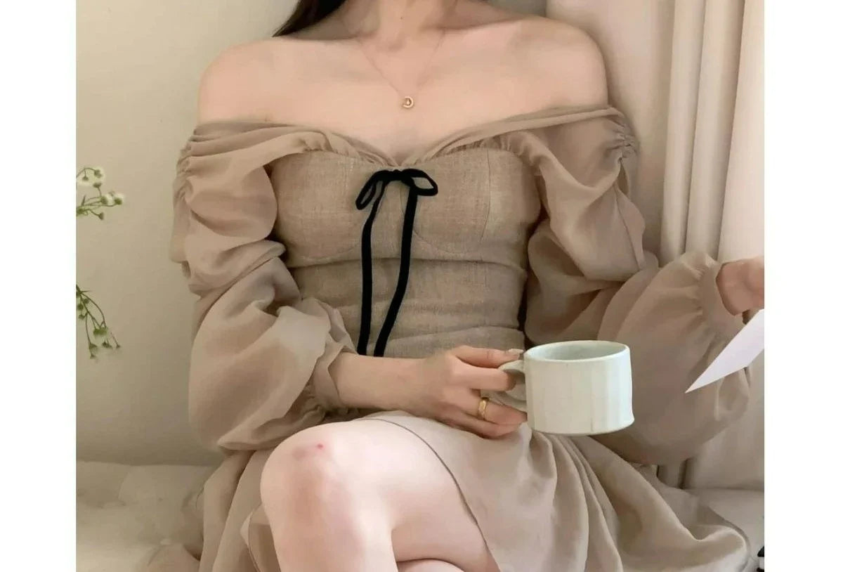 New High-End Elegant V-Neck Waist-Cinching Dress Gentle Style Stunning Slimming A-Line Dress for Women